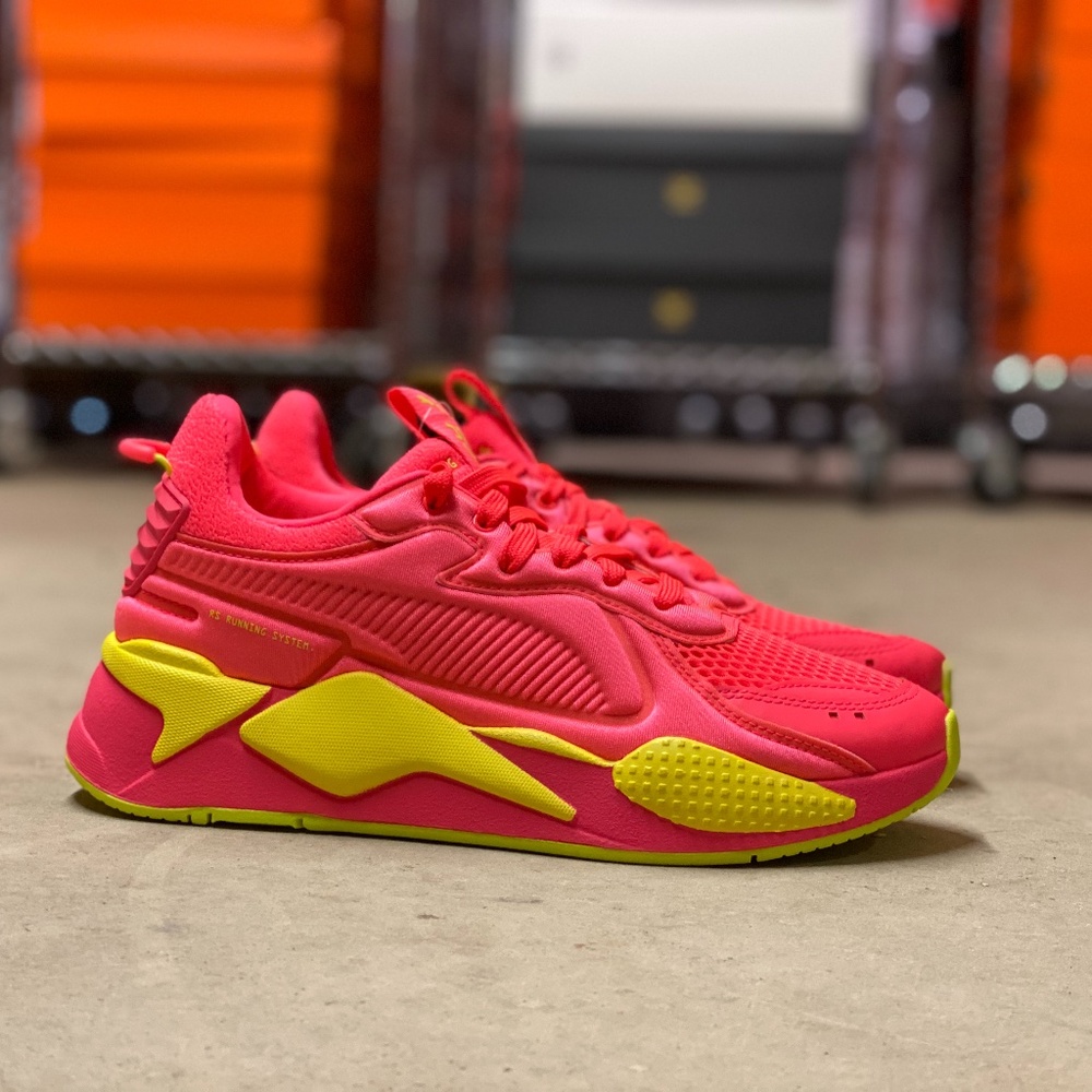 Puma RS-X Soft Case Womens Running Shoe Pink Alert/Yellow 371983-01 NEW Sz 6.5 - Picture 1 of 6